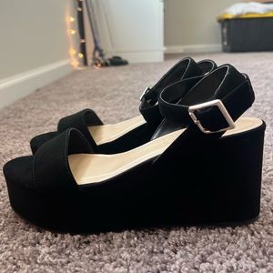 Black wedge platform sandals